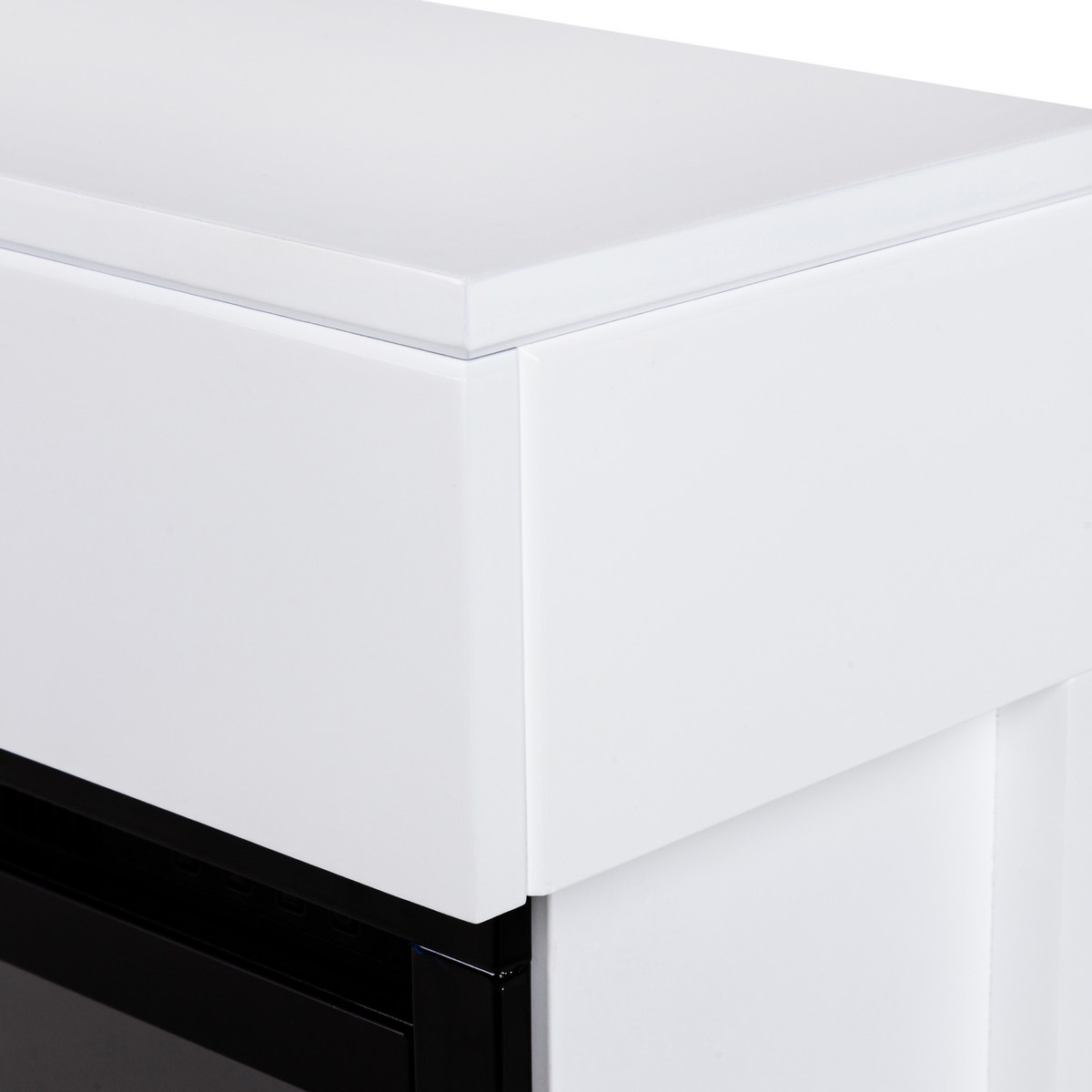 Портал каминный из МДФ RealFlame Contempo 60 белый, стиль модерн, для очага Saphir 60